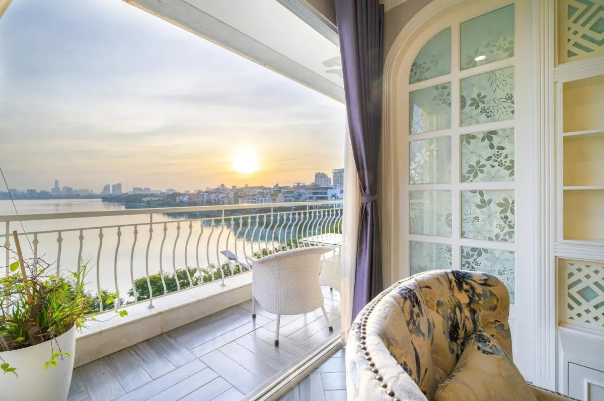 Image 6 of Luxe Paradise Suites Xuan Dieu