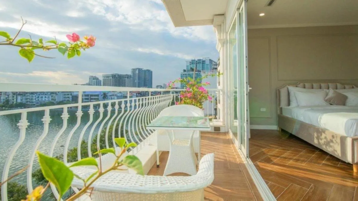 Image 2 of Luxe Paradise Suites Xuan Dieu