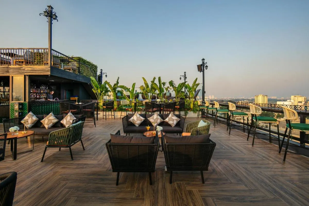 Image 6 of MAY DE VILLE Corner Hotel