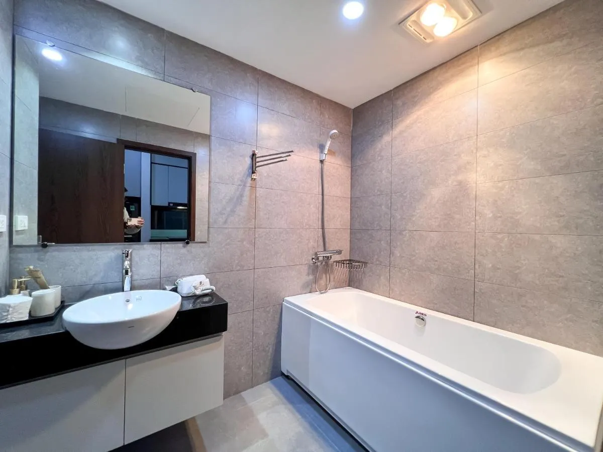 Image 3 of NINE HOUSING 49 Linh Lang