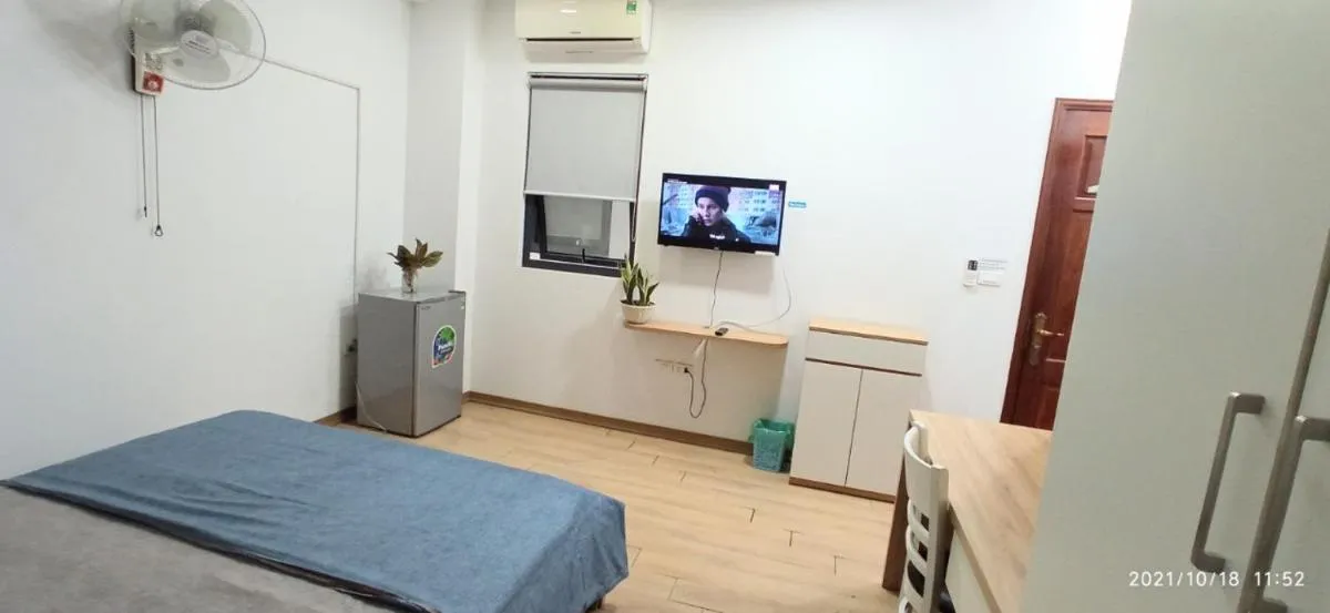 Image 4 of NYT Home Giang Vo