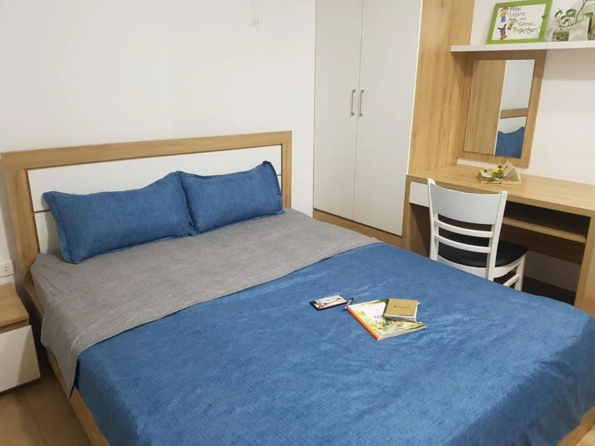 Image 1 of NYT Home Giang Vo