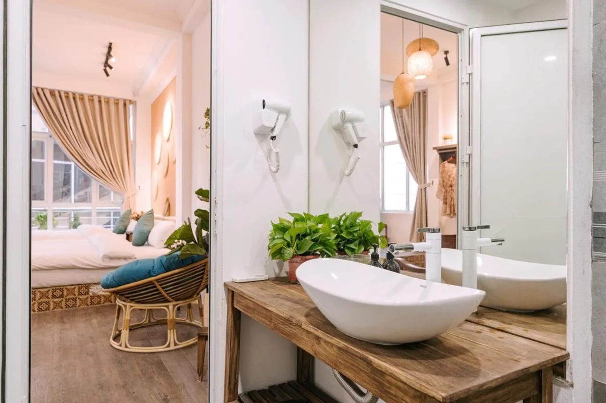Image 2 of OH Trendy homes Pham Ngu Lao