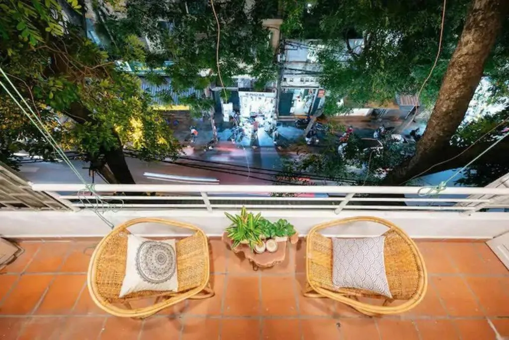 Image 5 of OldHouseinOldStreet/1BR/1sofabed