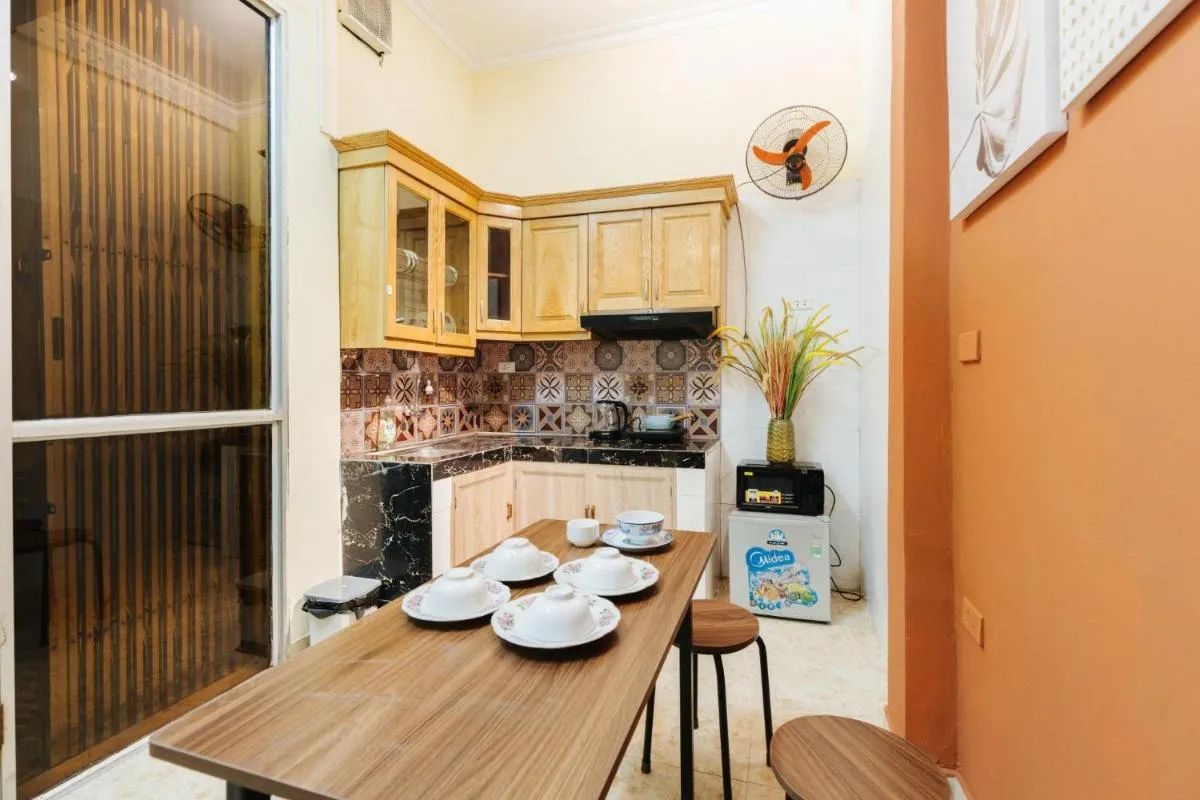 Image 3 of Old town, super spacious, good price, comfortable 43 phùng hưng street