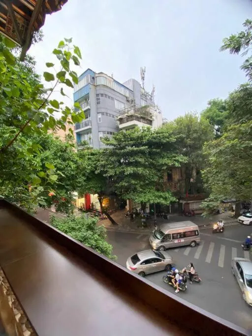Image 3 of PrivateHouse’sArtistBRKitchenBalconyOldQuarter