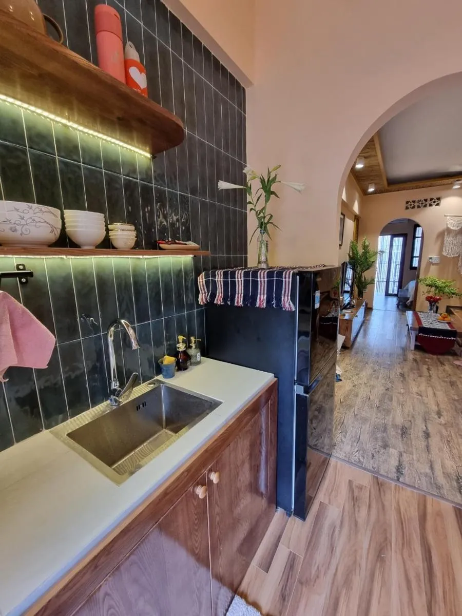 Image 3 of Quiet Private Apartment, 5′ to Hoan Kiem Lake, 2 Balconies, 1 Bedroom, Free WIFI – NETFLIX, Zeit Home 506