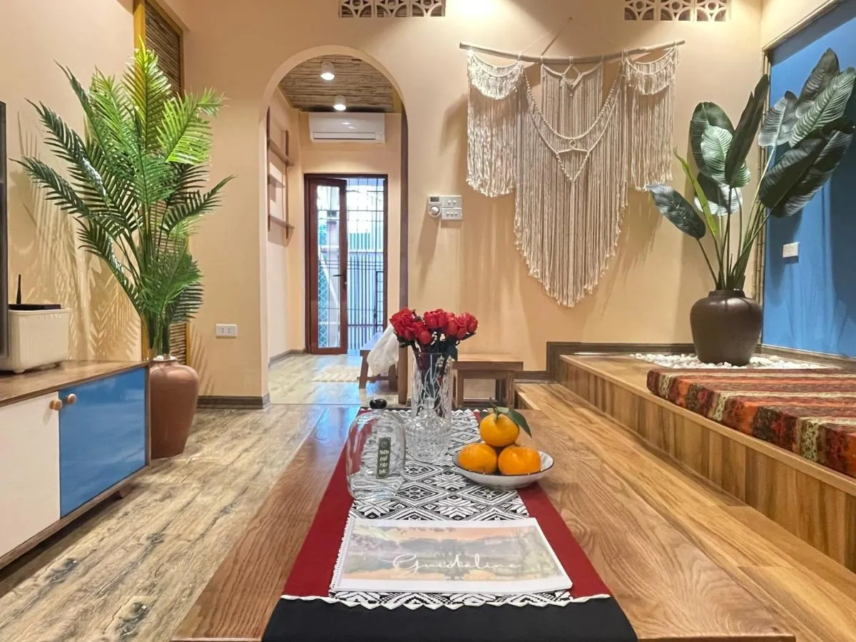 Image 2 of Quiet Private Apartment, 5′ to Hoan Kiem Lake, 2 Balconies, 1 Bedroom, Free WIFI – NETFLIX, Zeit Home 506