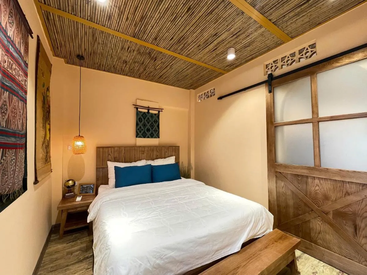 Image 1 of Quiet Private Apartment, 5′ to Hoan Kiem Lake, 2 Balconies, 1 Bedroom, Free WIFI – NETFLIX, Zeit Home 506