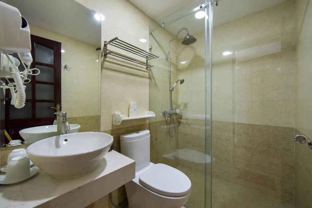 Image 2 of S Central Hotel and Spa
