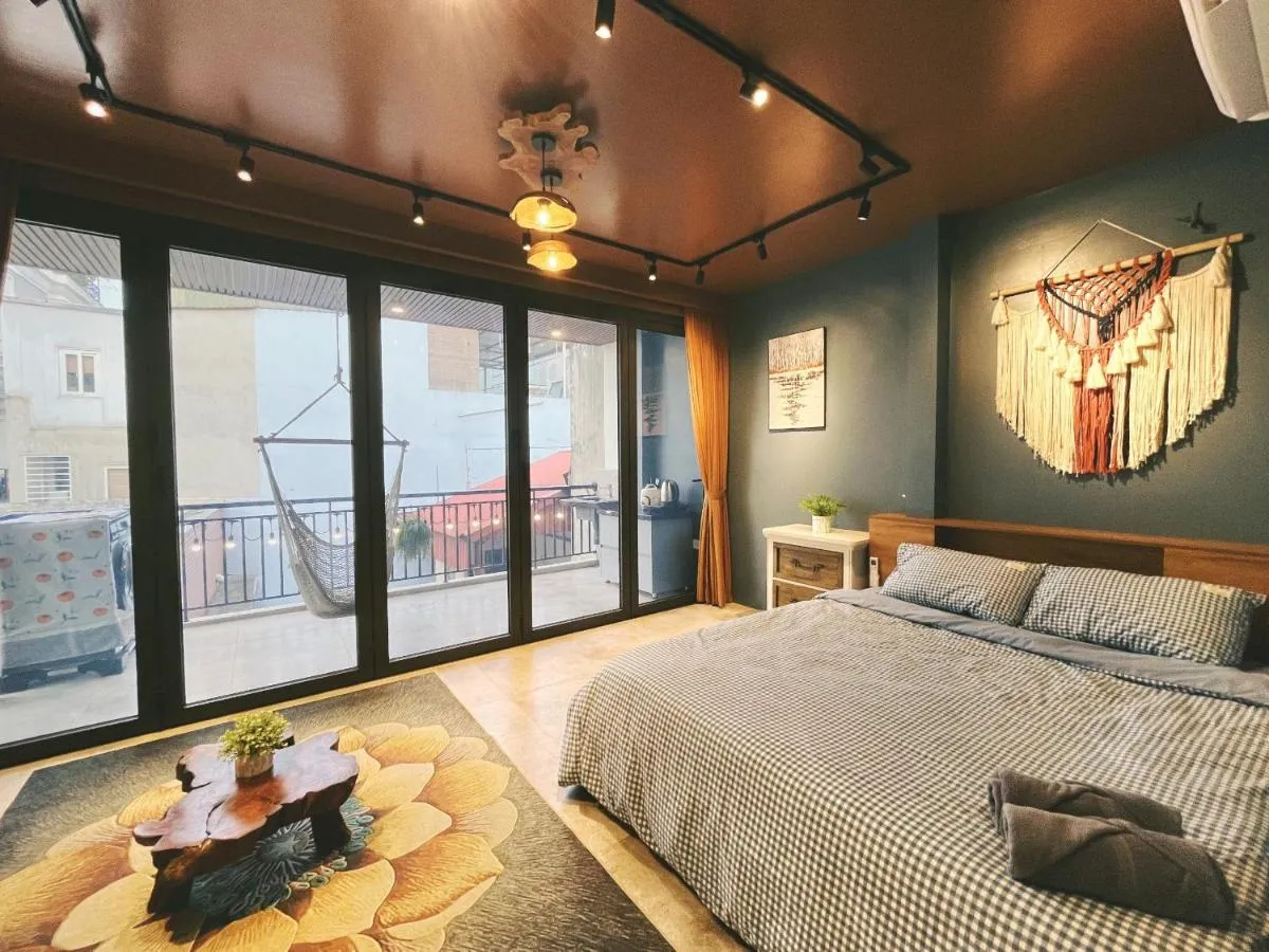 Image 1 of Shi Apartment