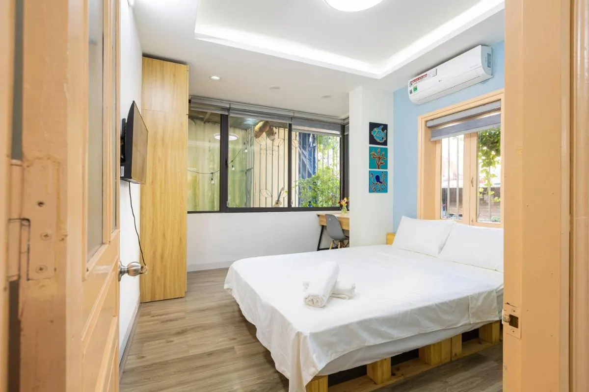 Image 1 of Sora Home 3 Bedrooms Balcony Garden Light