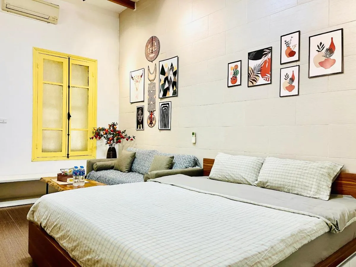 Image 1 of Super Location/Private Apartment/2′ to Hoankiem Lake & Bar 18+