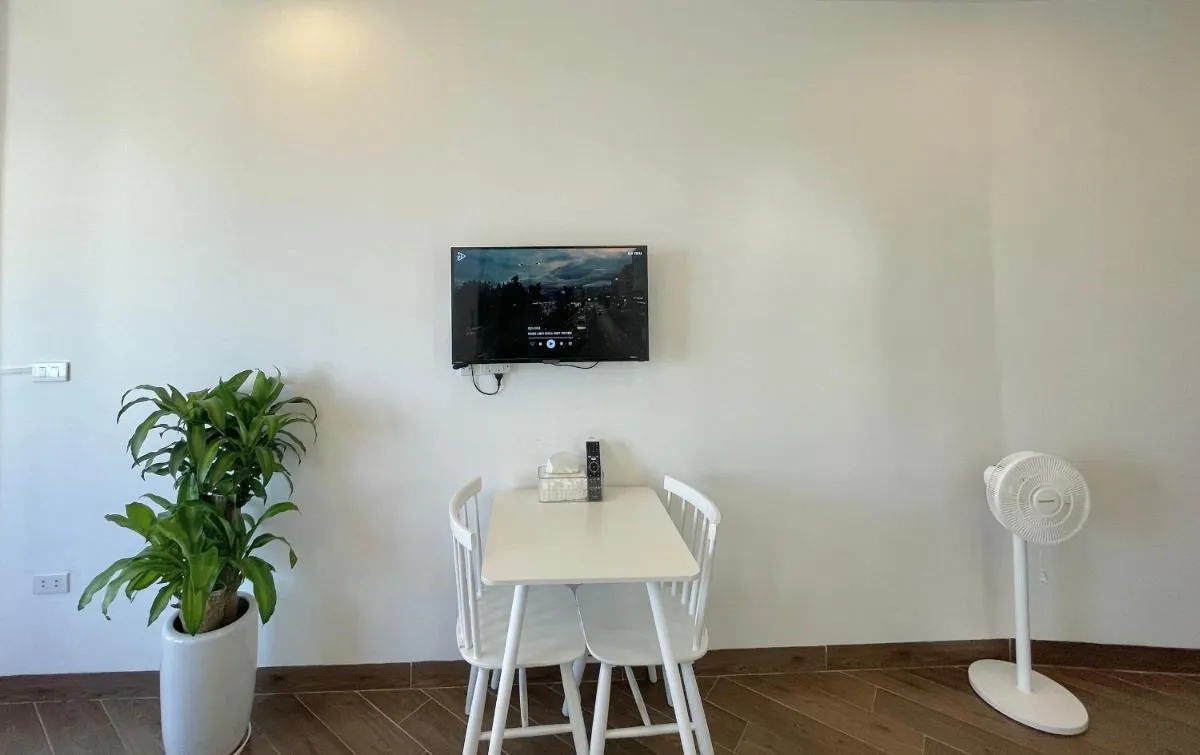 Image 6 of T98 Westlake Trich Sai – Tay Ho Center Lake View Studio