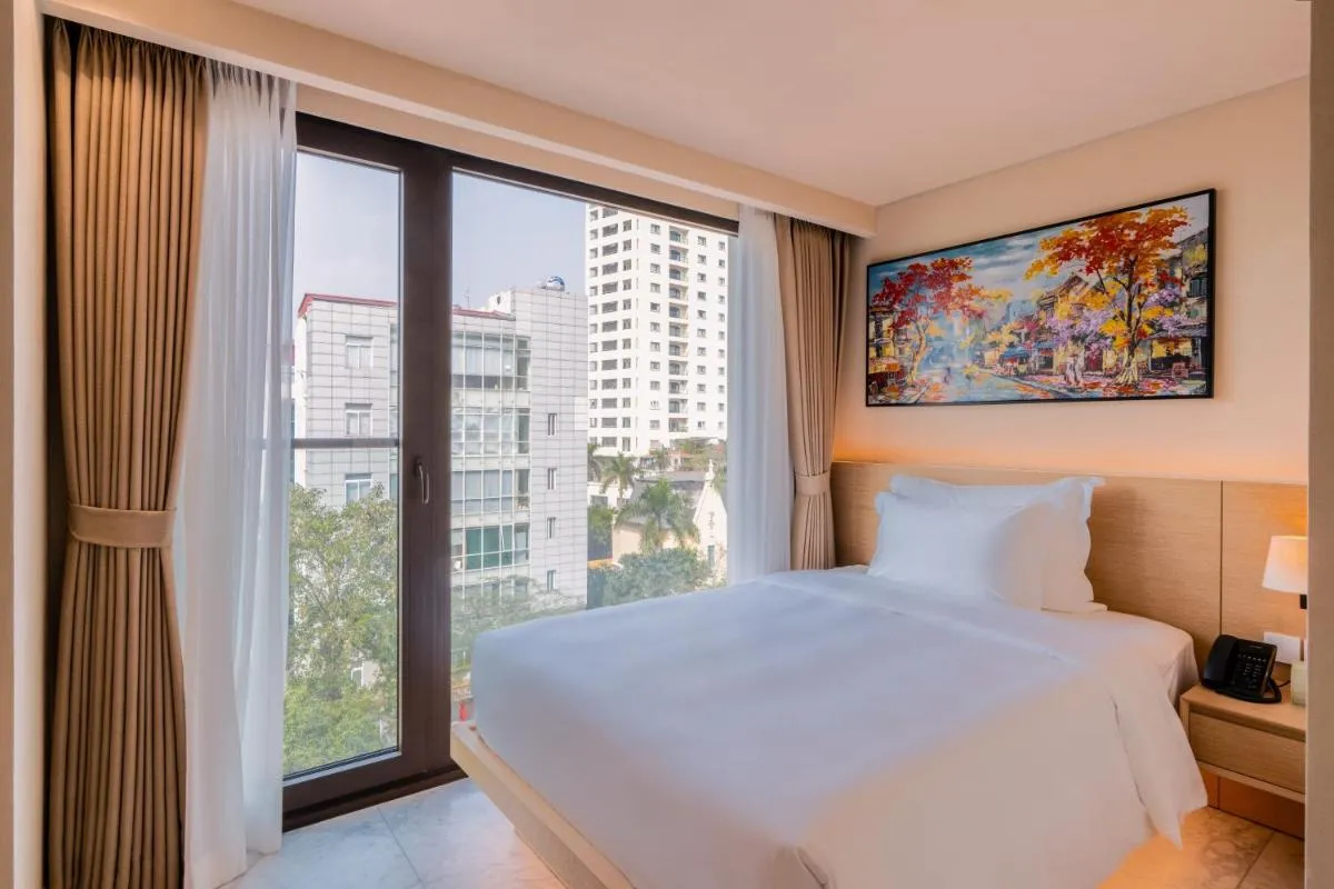 Image 1 of The Five Suites Lilas