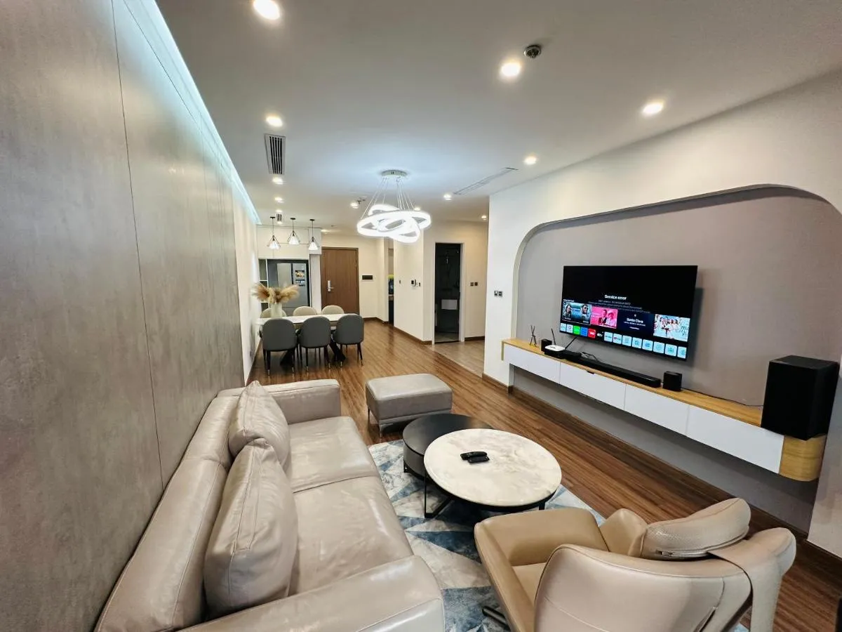 Image 5 of Vinhomes Metropolis By Kim Ma
