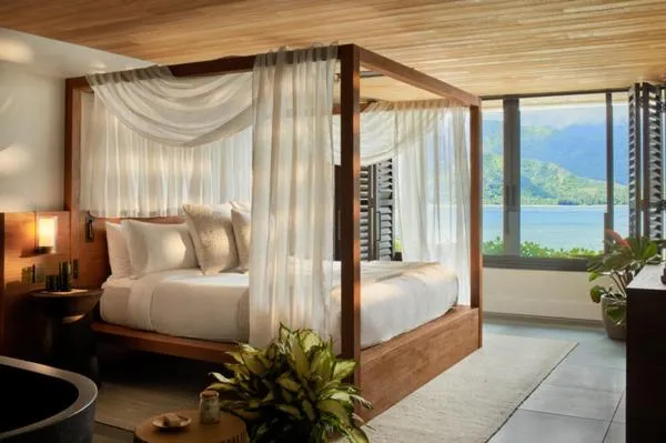 Image 1 of 1 Hotel Hanalei Bay