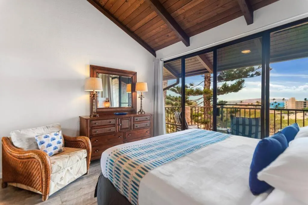 Image 1 of 3BR Penthouse- ocean views, lanais, ACs, hot tub, pool, sauna, steps to beach
