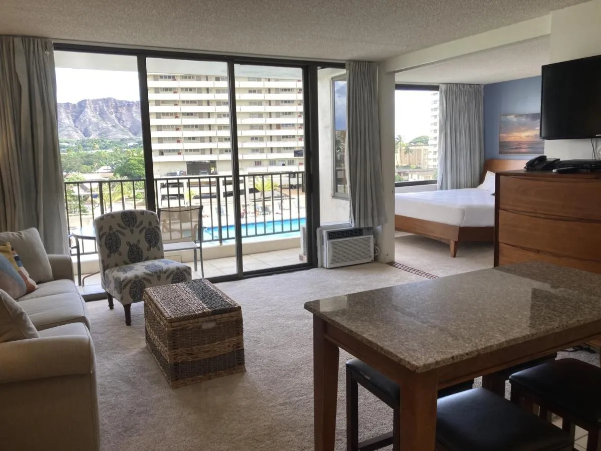 Image 6 of 7th Floor Pool View Condo – One Block from World Famous Waikiki Beach apts