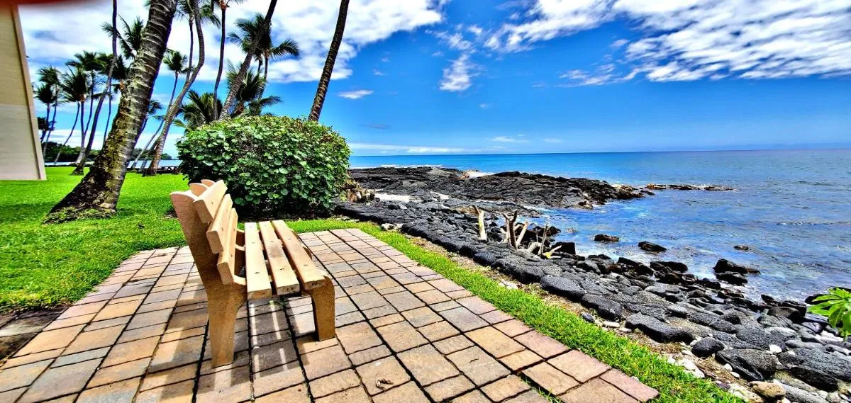 Image of Ali’i Banyan Breeze