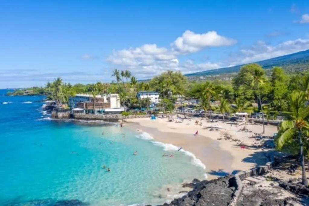 Image of Amazing condo peaks of ocean view On Ali’i Dr by surf spots