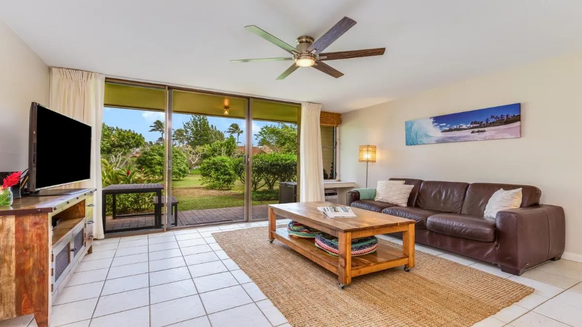 Image 5 of Beach Cozy North Shore Turtle Bay Condo