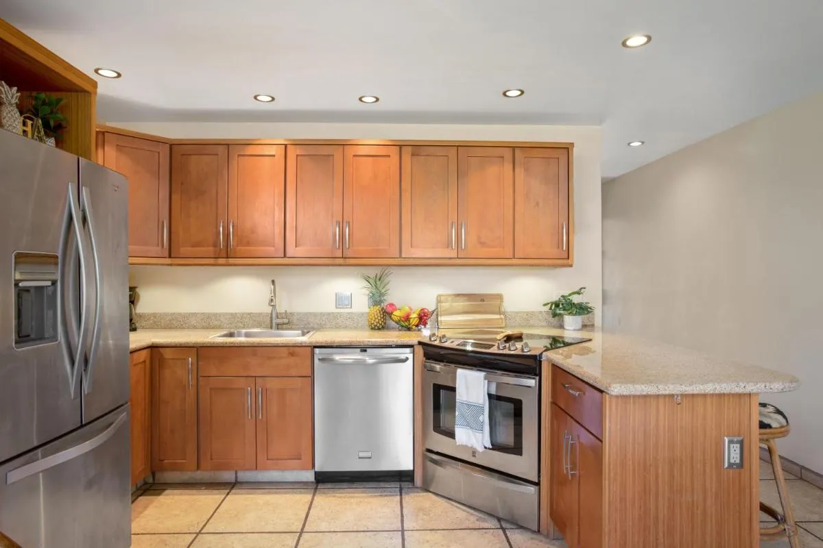 Image 3 of Beautiful 1 Bedroom Condo with Ocean Views | Oceanfront
