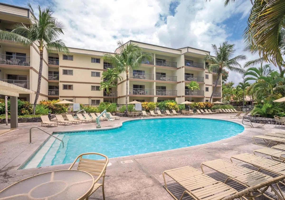 Image 2 of Beautiful 2 bedroom Condo @ Kona!