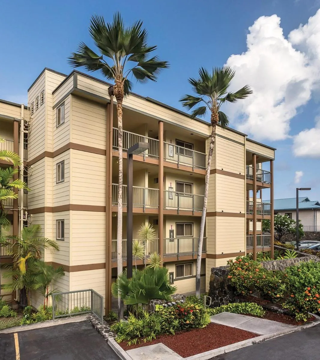 Image 6 of Beautiful 2 bedroom Condo @ Kona!