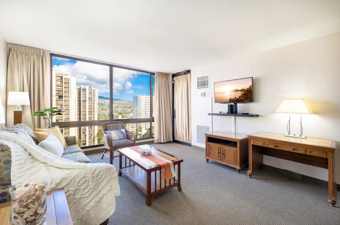 Image of Beautiful Mountain Views Condo, Parking is free!