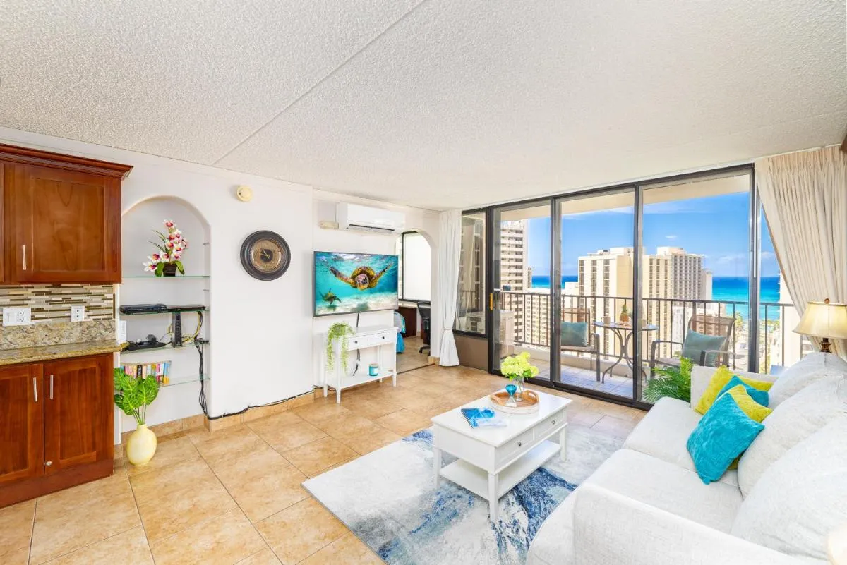 Image 5 of Beautiful Ocean View, Split AC, 1 Block to Beach and Parking