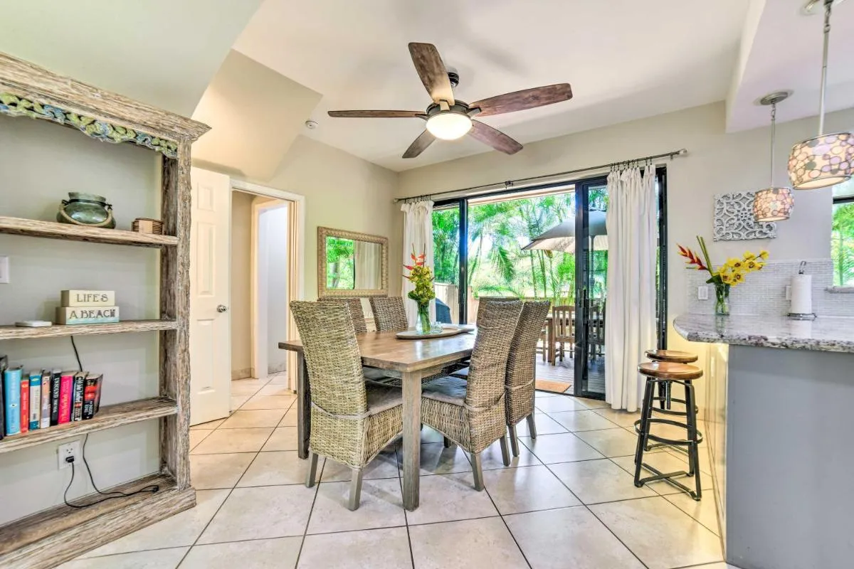 Image 3 of Bright and Airy Lahaina Condo – Walk to Beach!