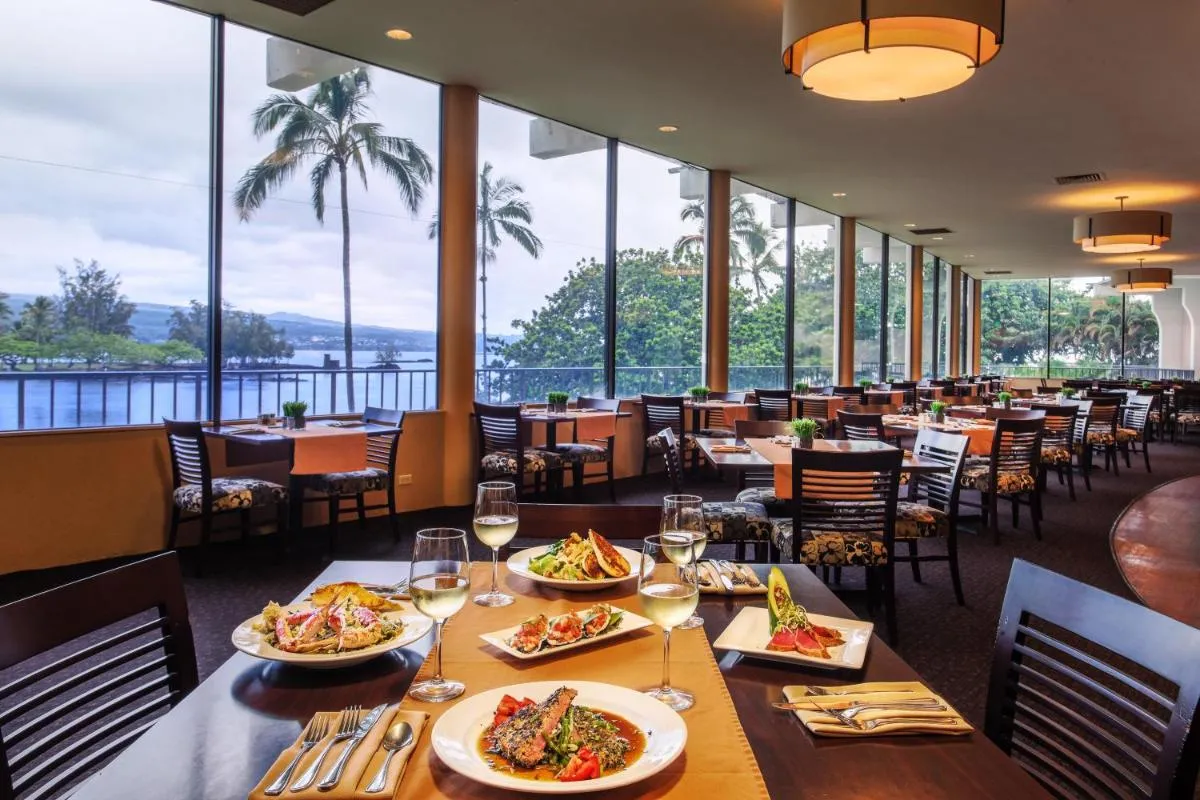 Image 3 of Castle Hilo Hawaiian Hotel