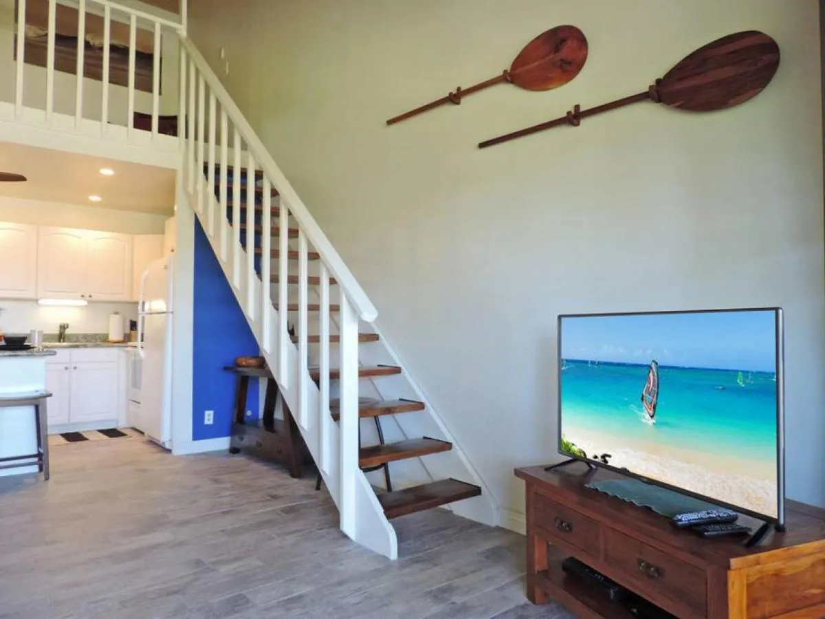 Image 5 of Charming One Bedroom with loft by the pool