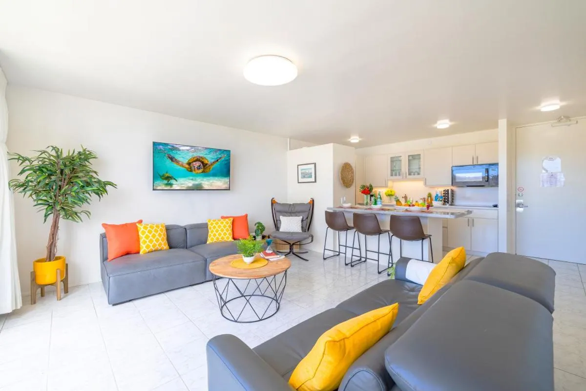Image 5 of Chic Condo Near Waikiki Beach – Free Parking!