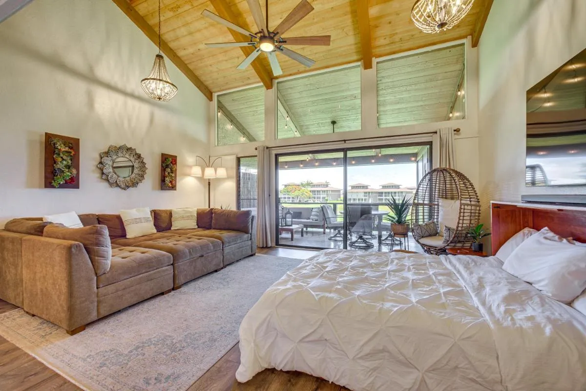 Image 1 of Chic Waikoloa Condo with Lanai and Complex Pools!