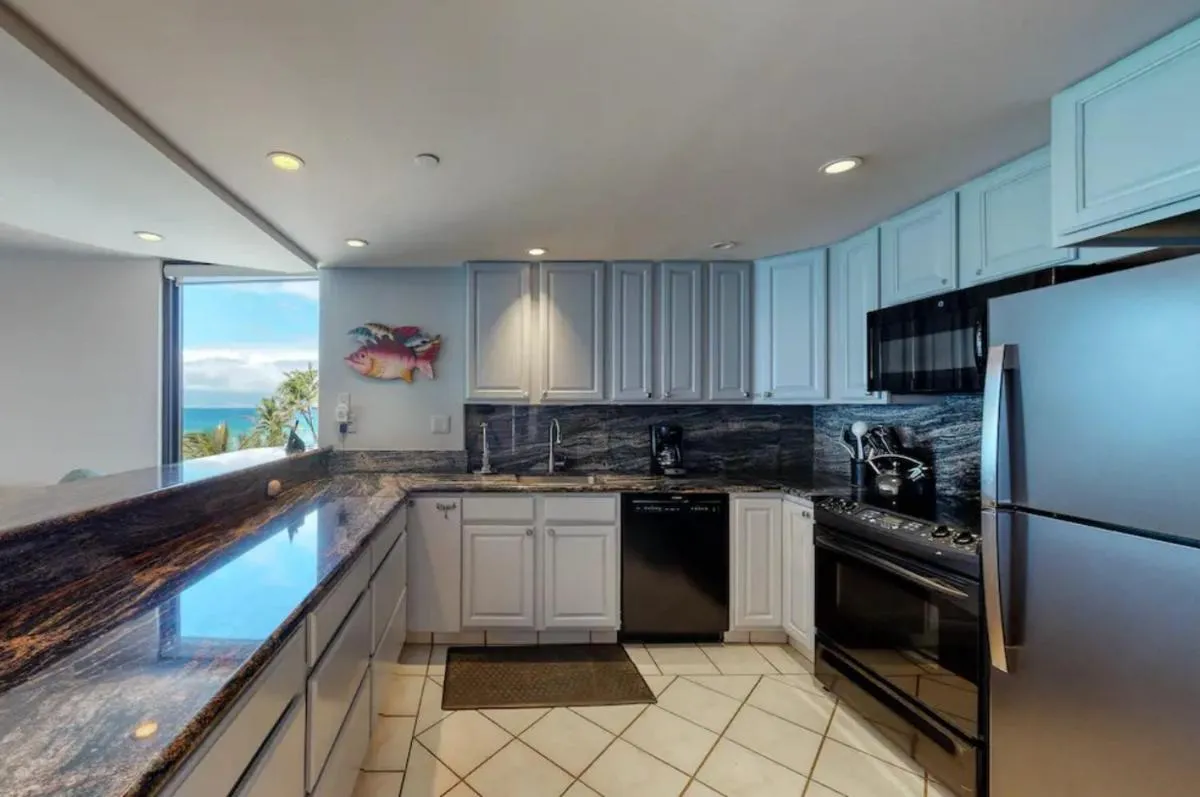 Image 4 of Condos Mahana at Kaanapali