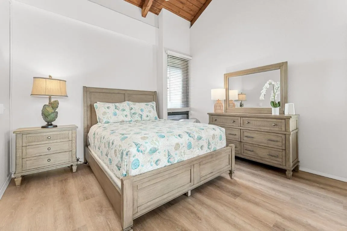 Image of Convenient to downtown Kihei, across famous Charley Young Beach, 3 pool, tennis courts MV3407
