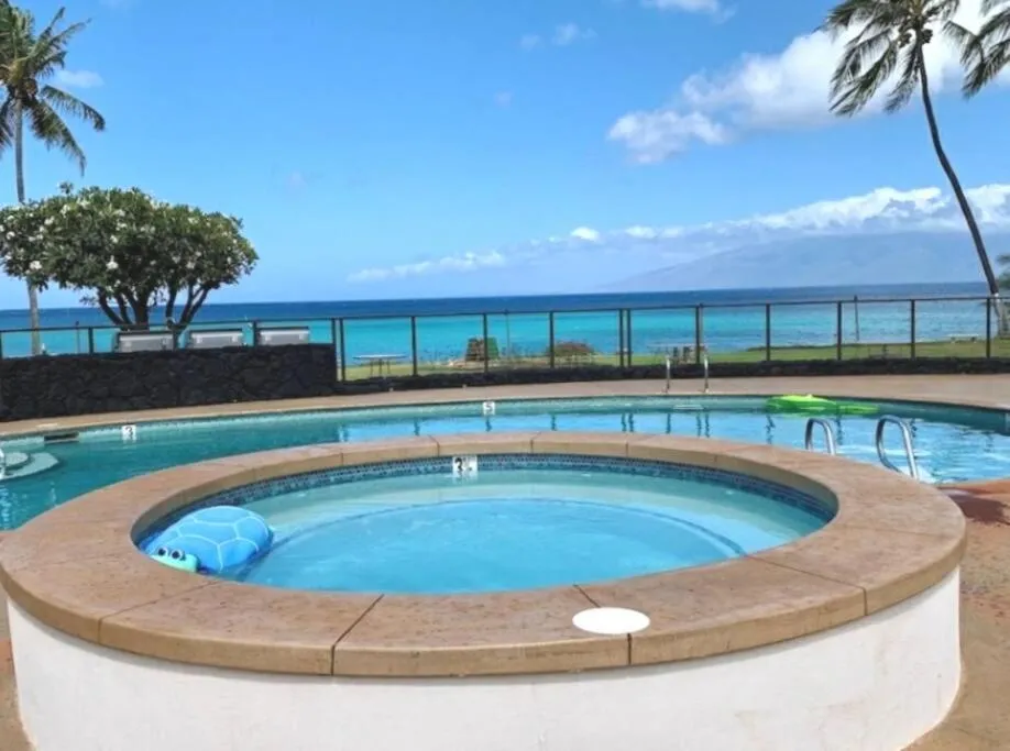 Image 3 of Coral Cove-Poolside Condo and Panoramic Ocean View