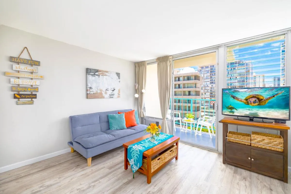 Image 5 of Cozy Waikiki Studio at Aqua Aloha Surf