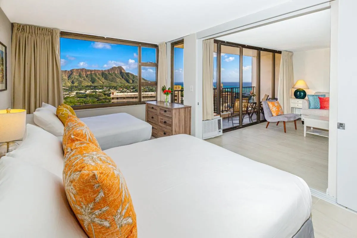 Image 1 of Diamond Head & Ocean View Gem Near Waikiki Beach, Parking’s On Us