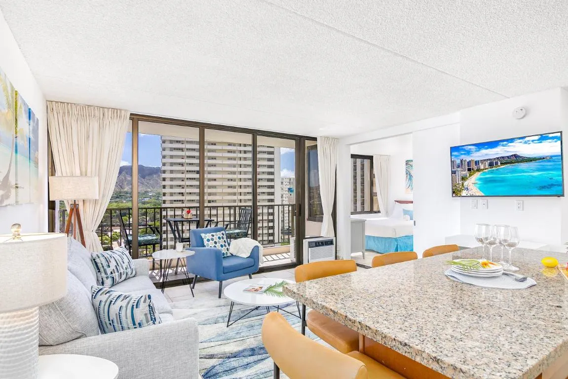 Image of Diamond Head View Condo, Steps to Beach & Free Parking!