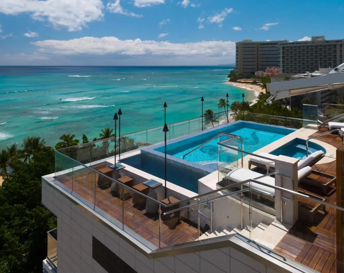 Image 1 of ESPACIO THE JEWEL OF WAIKIKI