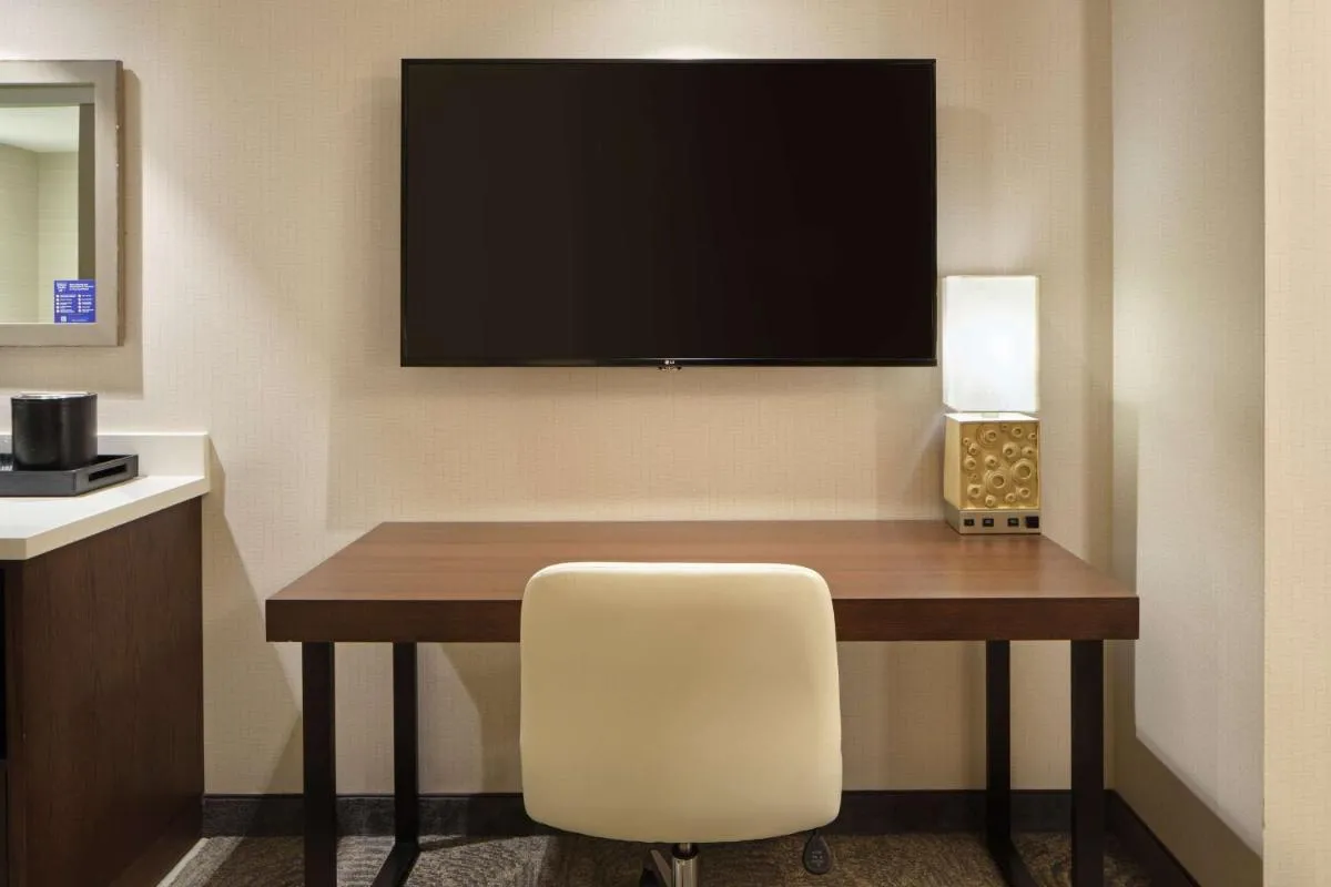 Image 4 of Embassy Suites By Hilton Oahu Kapolei – FREE Breakfast