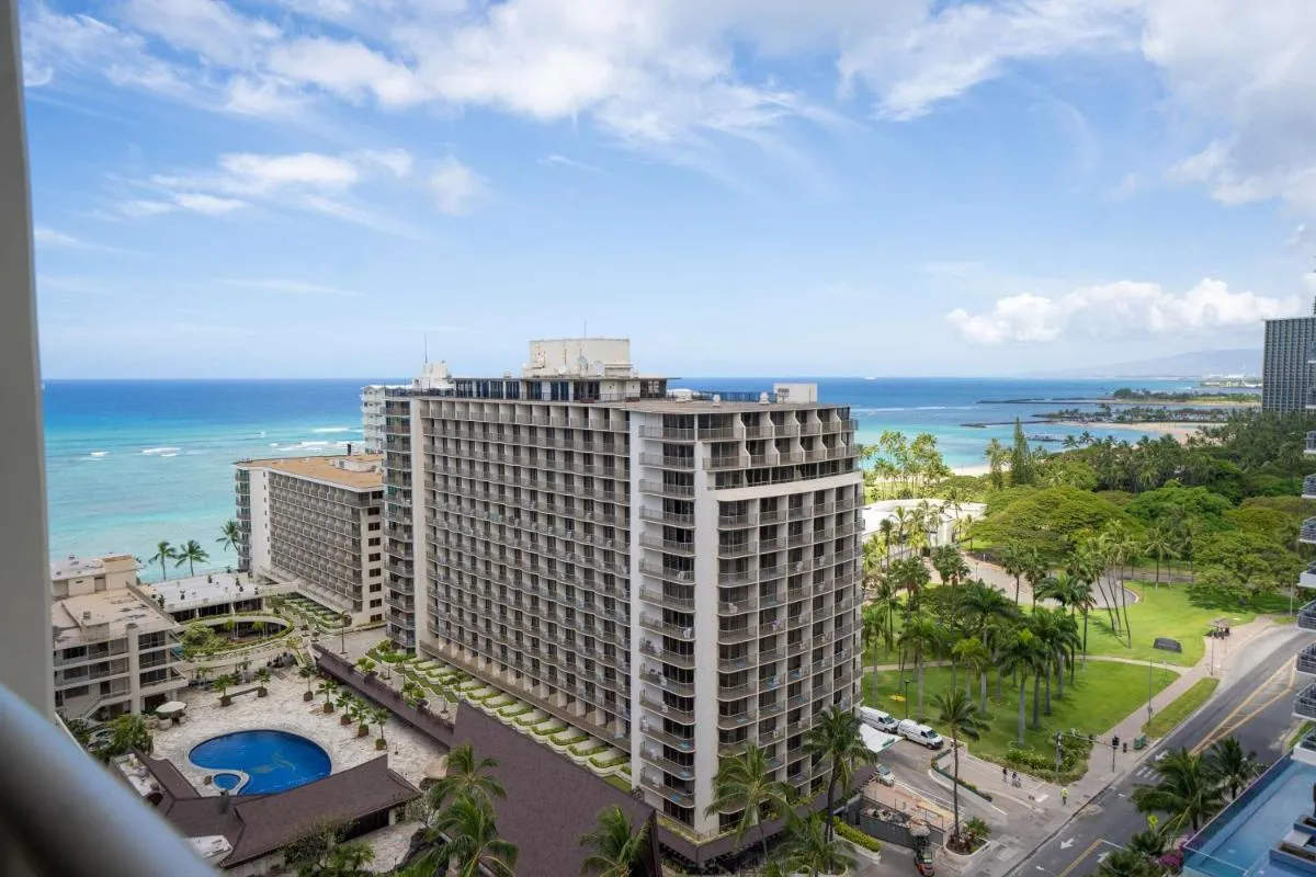 Image 4 of Embassy Suites by Hilton Waikiki Beach Walk
