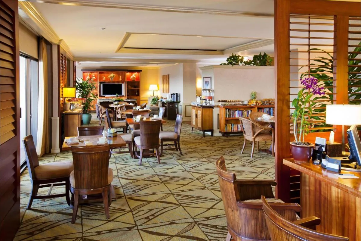 Image 4 of Fairmont Orchid Gold Experience