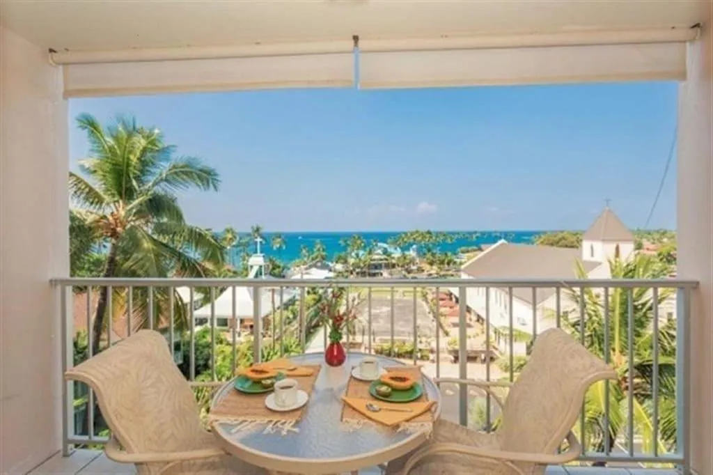 Image of Full Ocean Sunset View, Fully Equipped 6th Floor Condo KV602