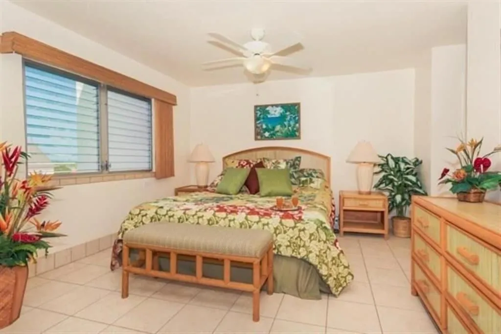 Image 1 of Full Ocean Sunset View, Fully Equipped 6th Floor Condo KV602