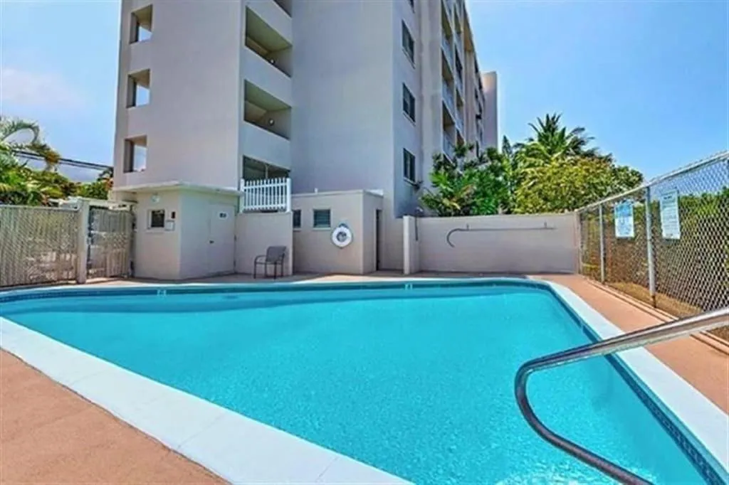 Image 3 of Full Ocean Sunset View, Fully Equipped 6th Floor Condo KV602