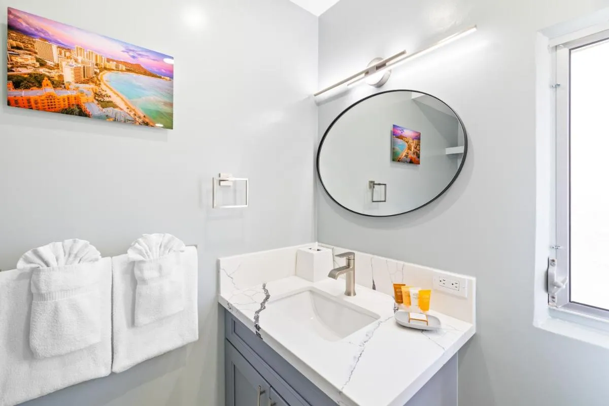 Image 2 of Fully Renovated 2BR 2BA with Free Parking, Steps to beach!